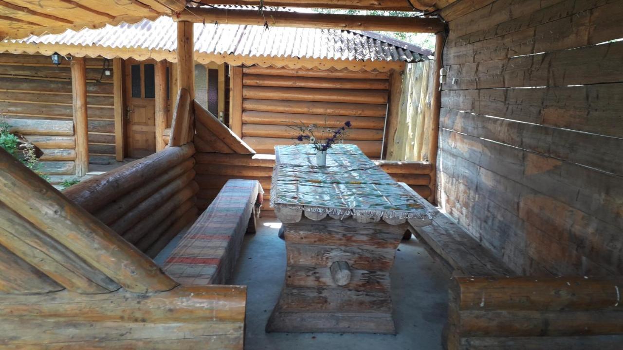 "Бджілка" І " Садиба Для Відпочинку" Lyuta Exteriér fotografie