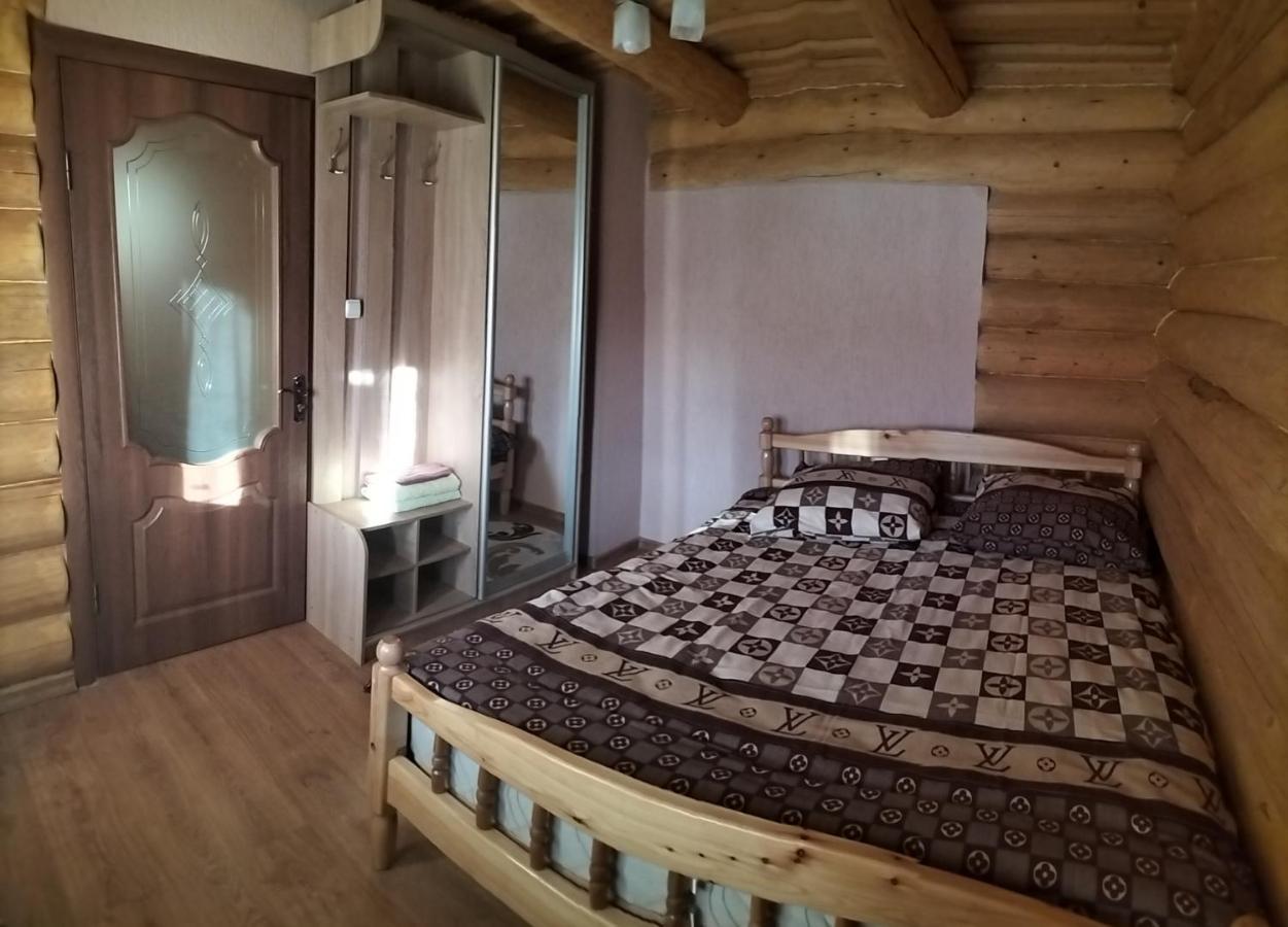 "Бджілка" І " Садиба Для Відпочинку" Lyuta Exteriér fotografie